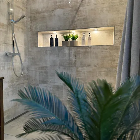 Apartment Pavlovic & Goetze *